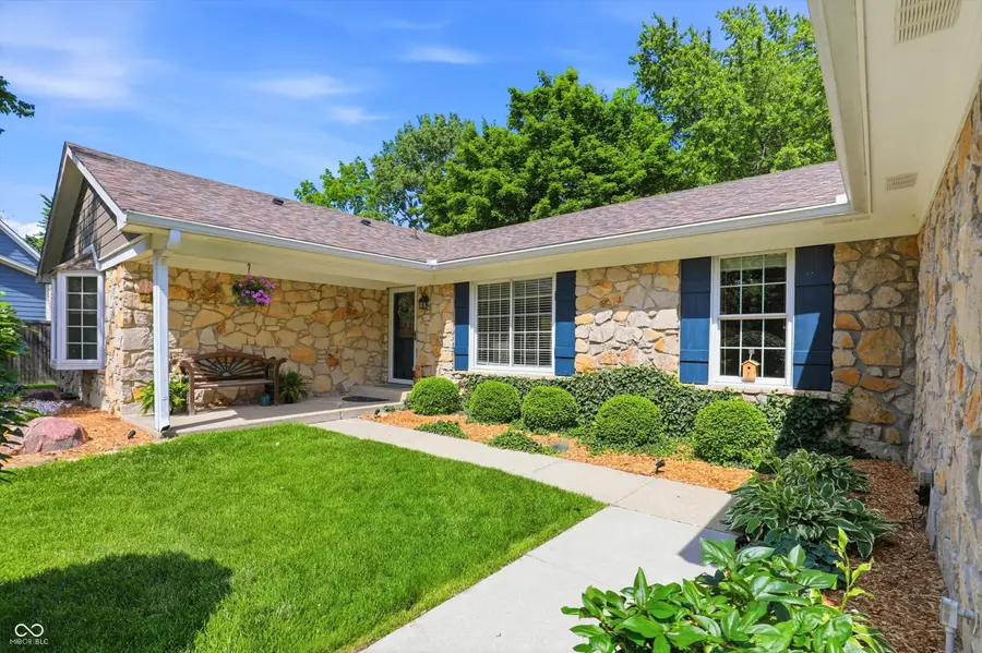 9689 Sycamore Road, Carmel, IN 46032 - #3