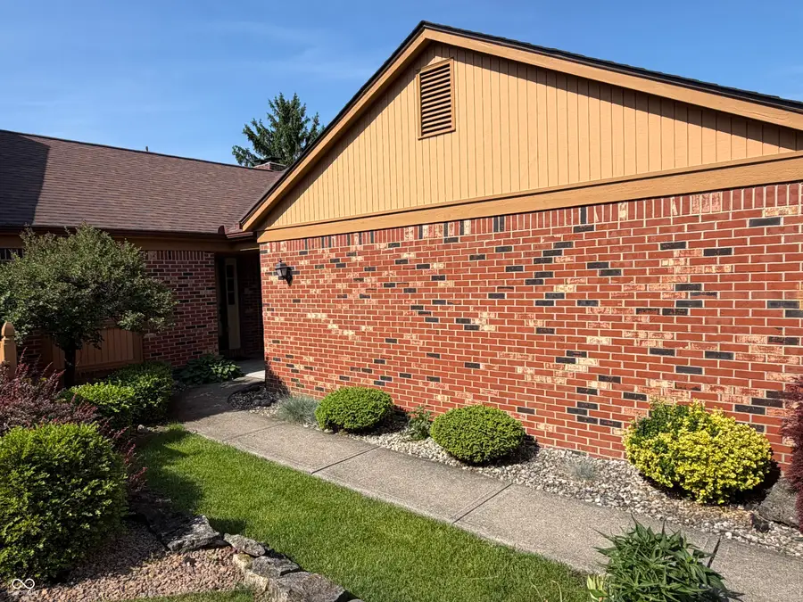 1917 Saint James Place, Anderson, IN 46012 - #2