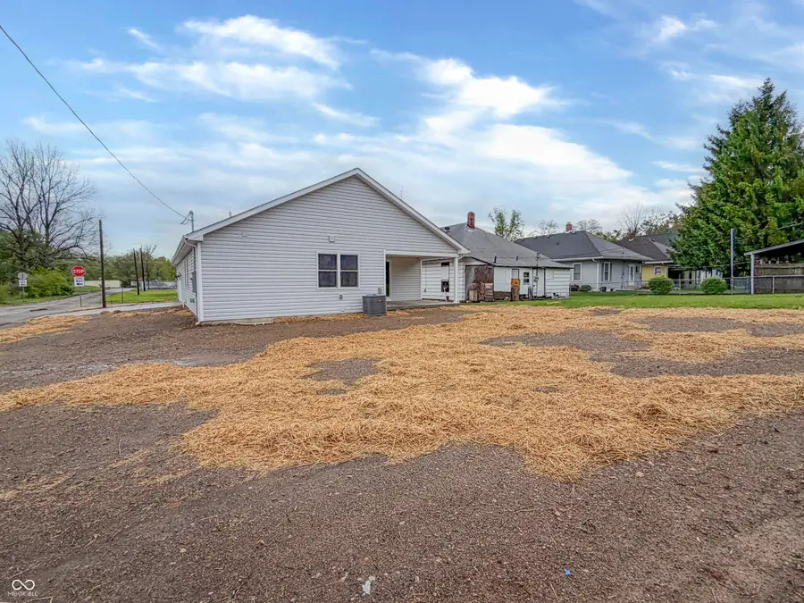339 W 2nd Street, Anderson, IN 46016 - #3