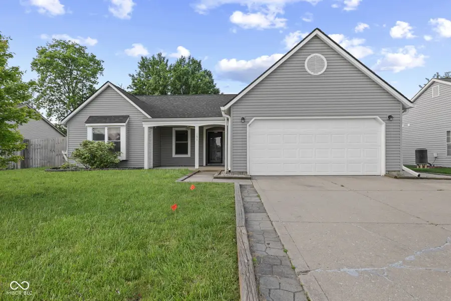 191 Suncrest Drive, Greenwood, IN 46143 - #3