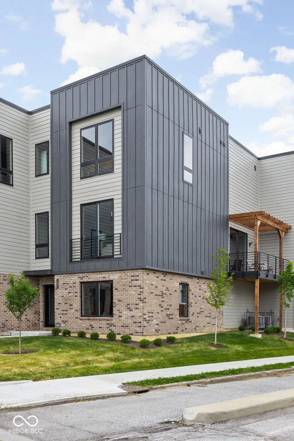 326 N Summit Street, Indianapolis, IN 46201 - #1