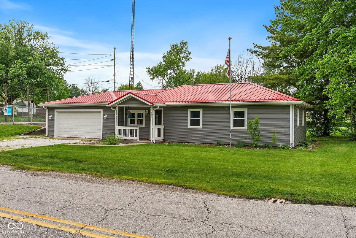1707 E Wabash Avenue, Crawfordsville, IN 47933 - #1