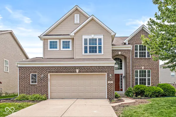 7822 Wahlberg Drive, Zionsville, IN 46077