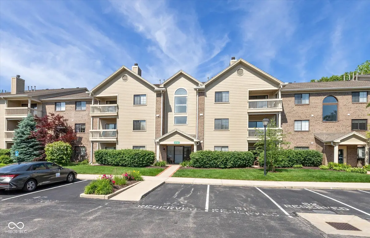 8750 Yardley Court #202, Indianapolis, IN 46268 - #1