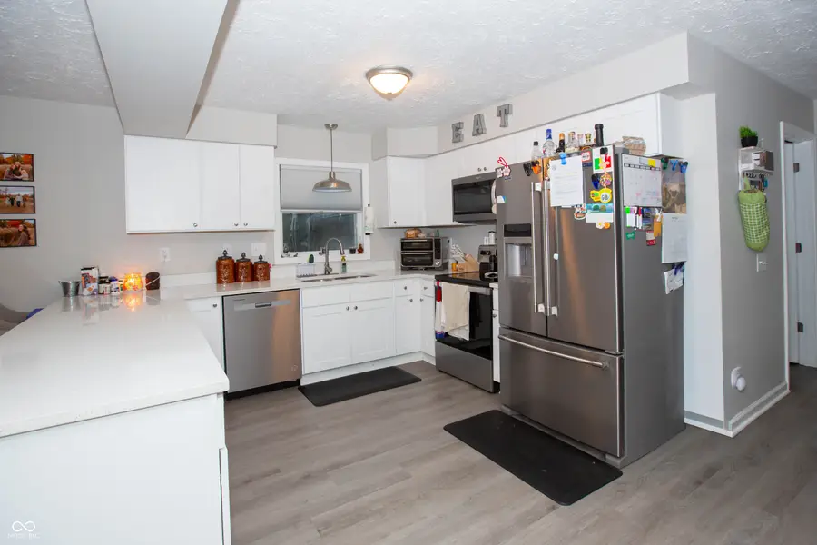 7602 W Mockingbird Court, Fairland, IN 46126 - #2