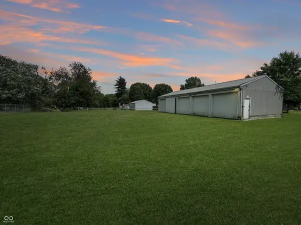6341 S Mooresville Road, Indianapolis, IN 46221