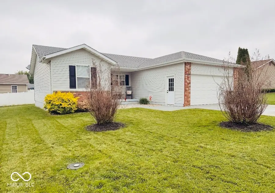 1642 W Democracy Street, Greensburg, IN 47240 - #2