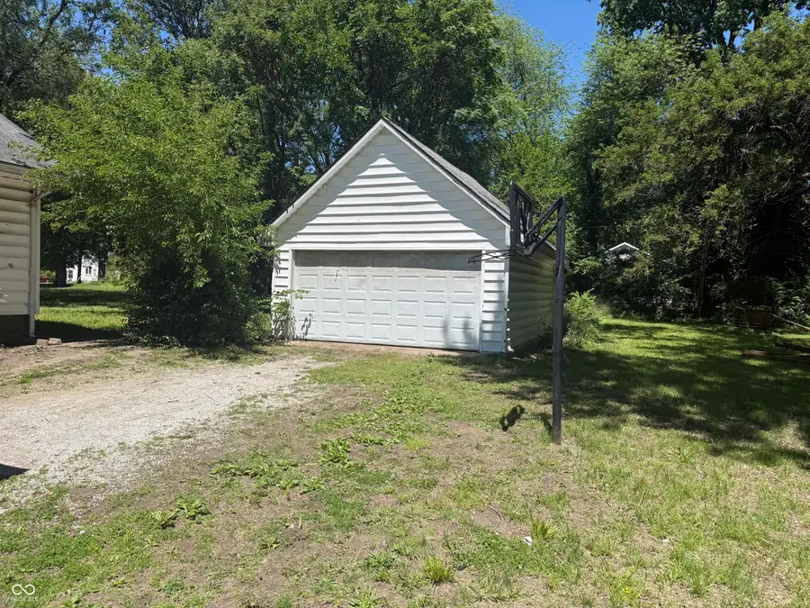 2004 E Wheeler Avenue, Terre Haute, IN 47802 - #3