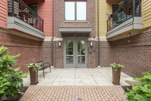 622 E 10th Street #APT 301, Indianapolis, IN 46202