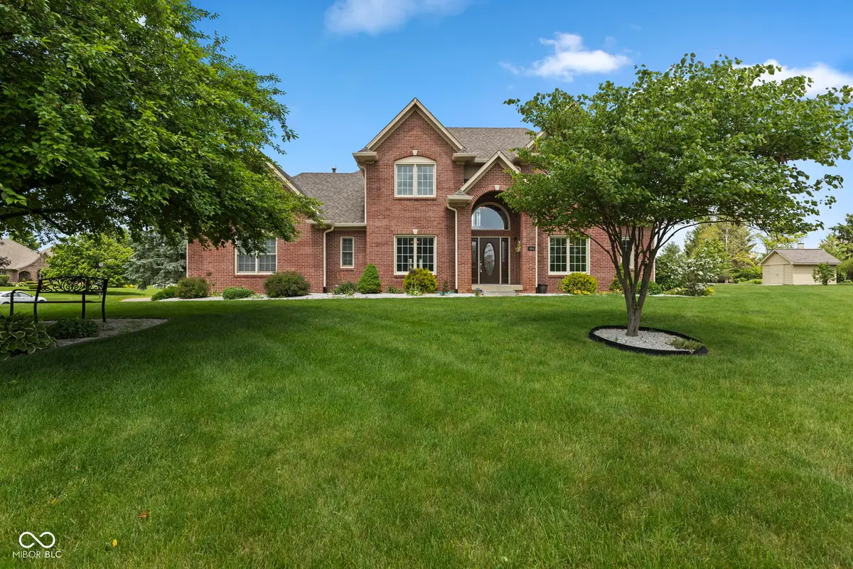 1846 S Fox Cove Boulevard, New Palestine, IN 46163 - #1