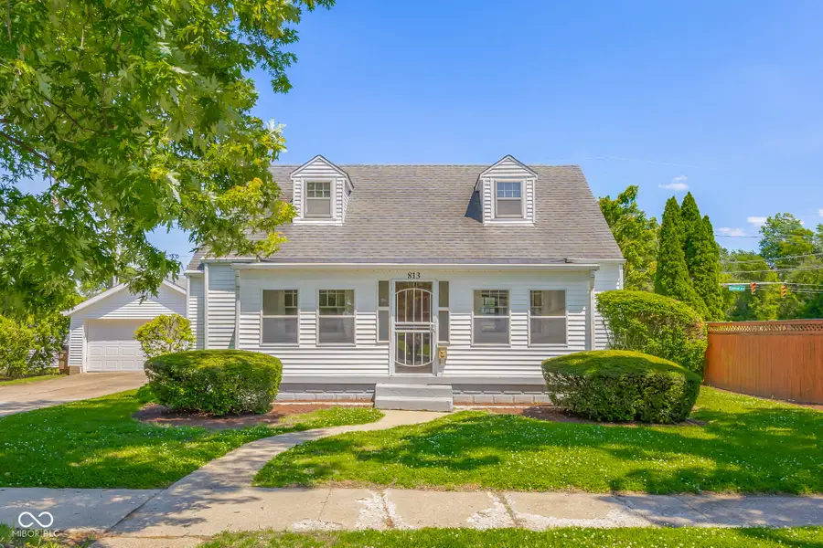 813 Central Place, Columbus, IN 47201 - #2
