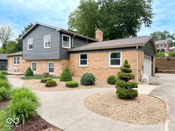 1106 Fairfield Drive, Shelbyville, IN 46176