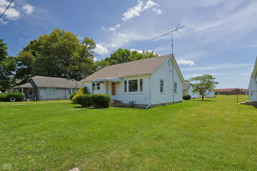 2341 Indiana Avenue, Columbus, IN 47201 - #2