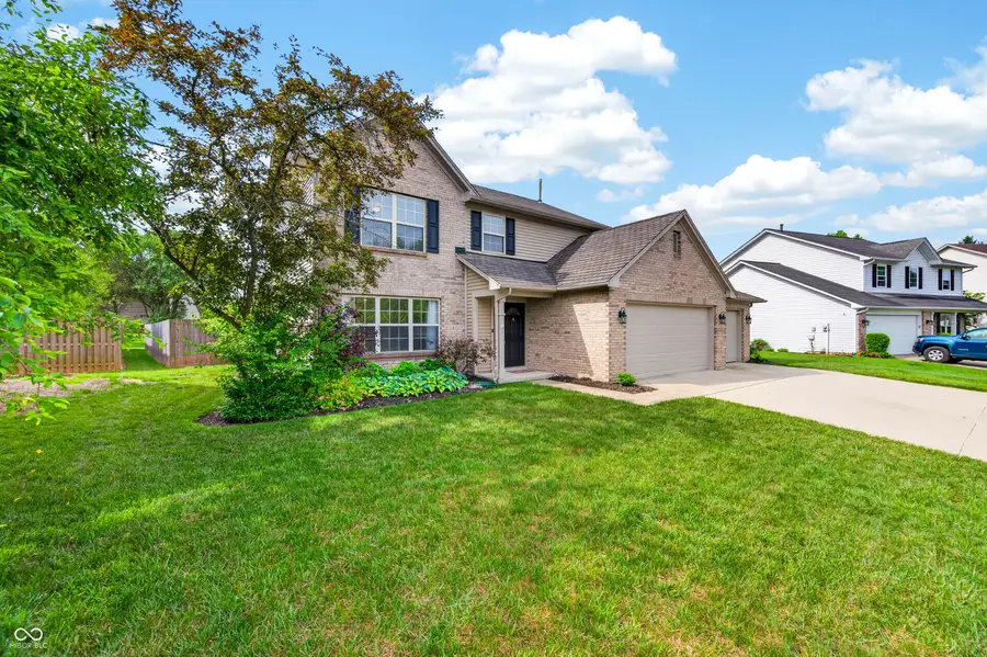 12555 Geist Cove Drive, Indianapolis, IN 46236 - #2
