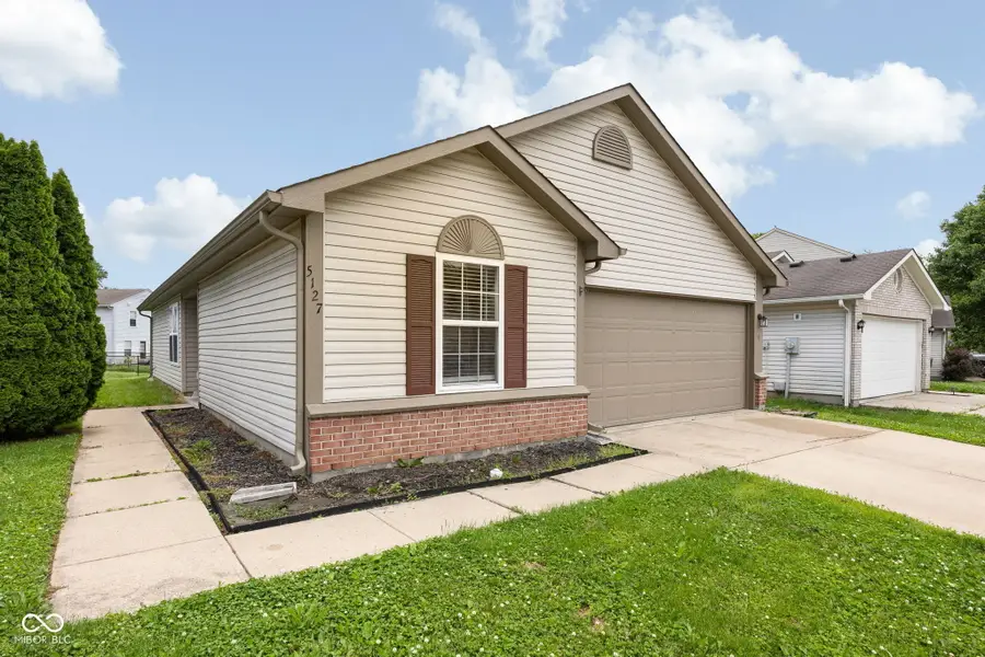 5127 Sandy Forge Drive, Indianapolis, IN 46221 - #2