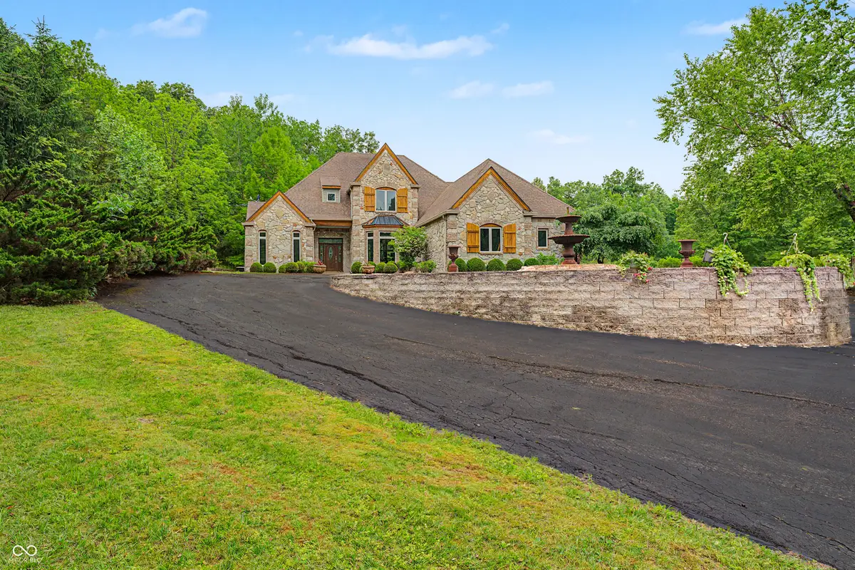 12980 W Mount Healthy Road, Columbus, IN 47201 - #1