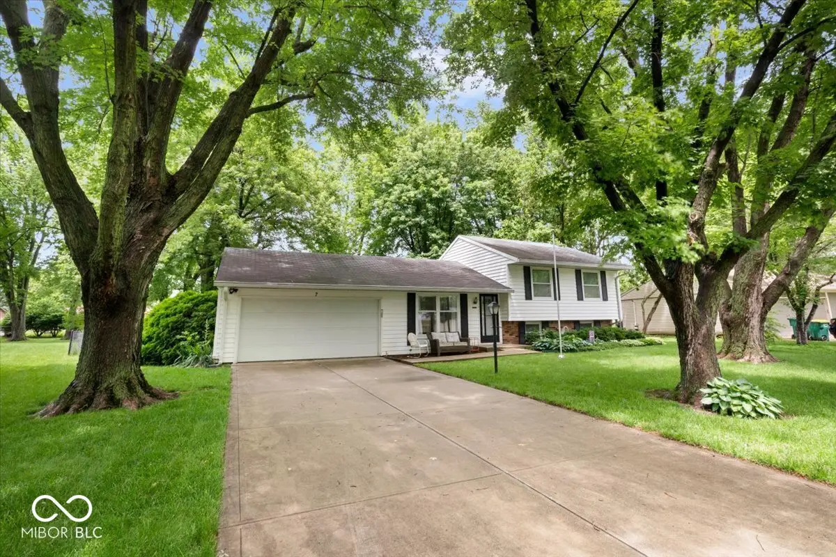 7 Sleepy Hollow Drive, Westfield, IN 46074 - #1