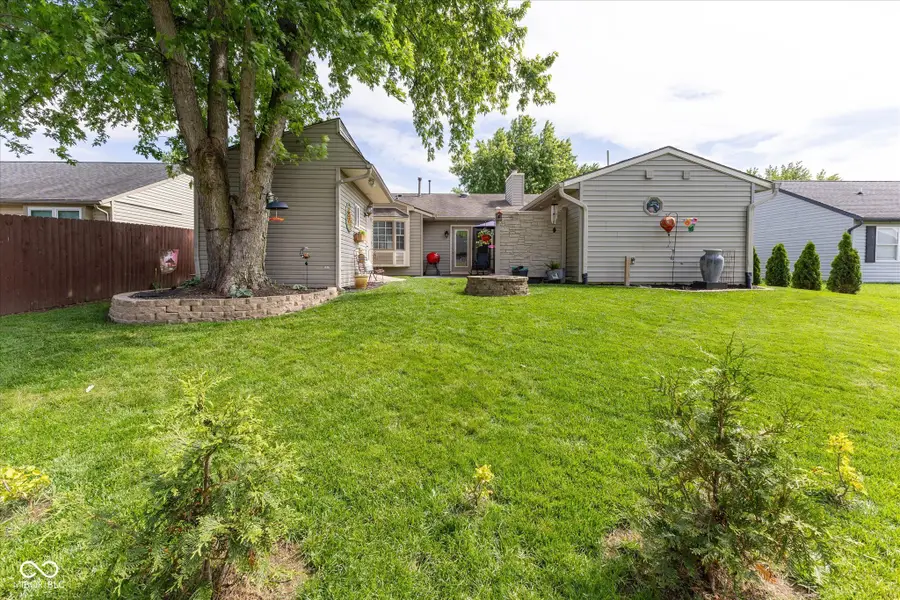 7420 Glensford Drive, Avon, IN 46123 - #3
