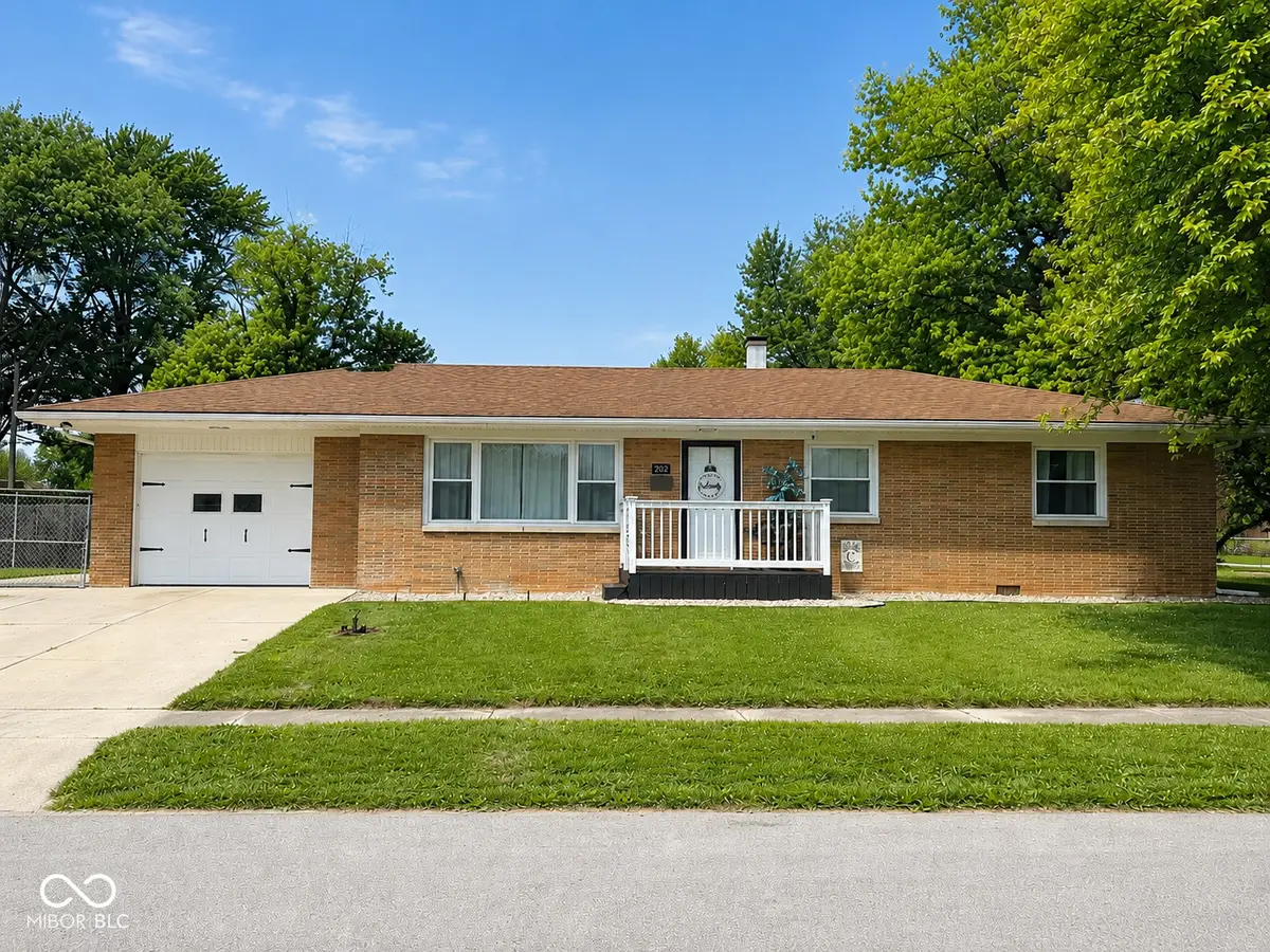 202 Wayside Drive, Plainfield, IN 46168 - #1