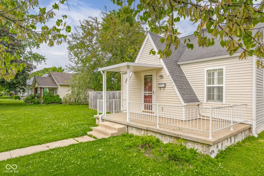 2103 Gilmore Street, Columbus, IN 47201 - #2