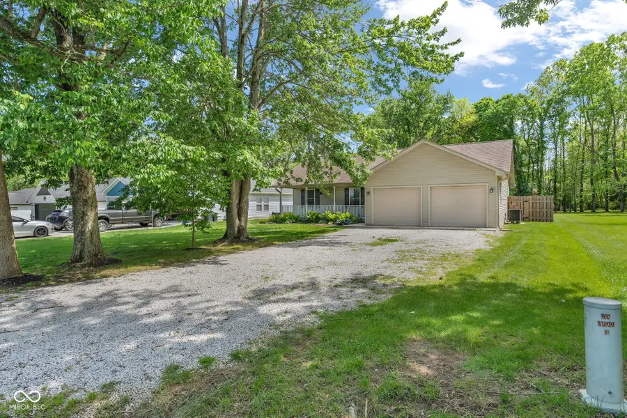 567 Mill Springs, Coatesville, IN 46121 - #3