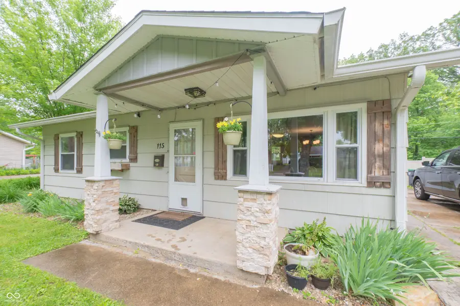 115 Brookside Drive, Whiteland, IN 46184 - #2