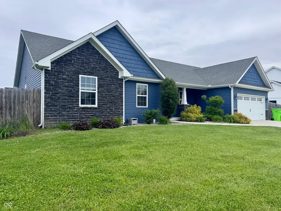 135 Bentley Drive, Crawfordsville, IN 47933 - #3