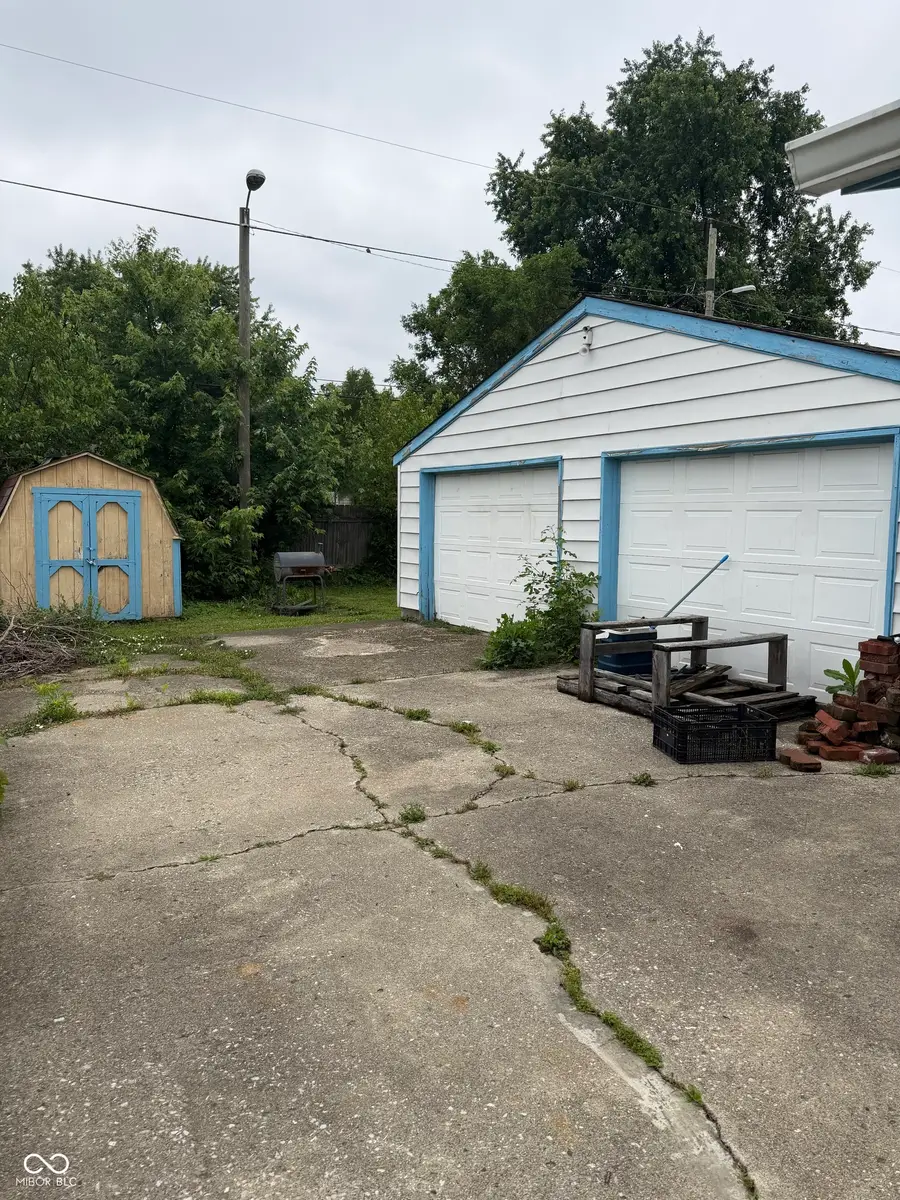 2526 Hillside Avenue, Indianapolis, IN 46218 - #2