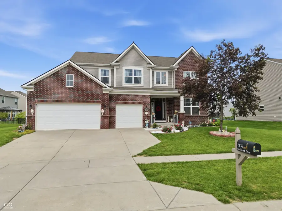 2438 Southward Drive, Greenwood, IN 46143 - #2