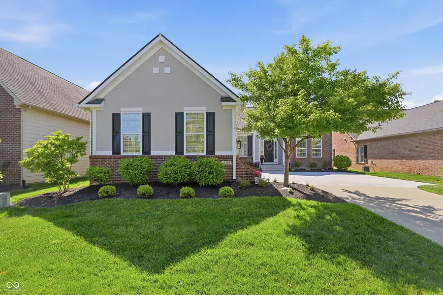 15486 Mission Hills Drive, Carmel, IN 46033 - #2
