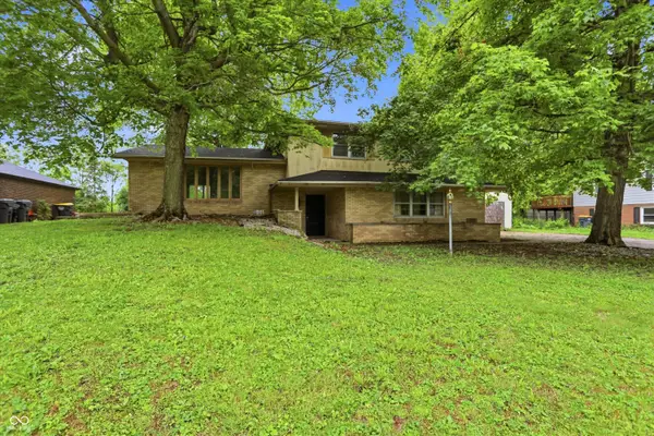 826 Yorkshire Road, Anderson, IN 46012
