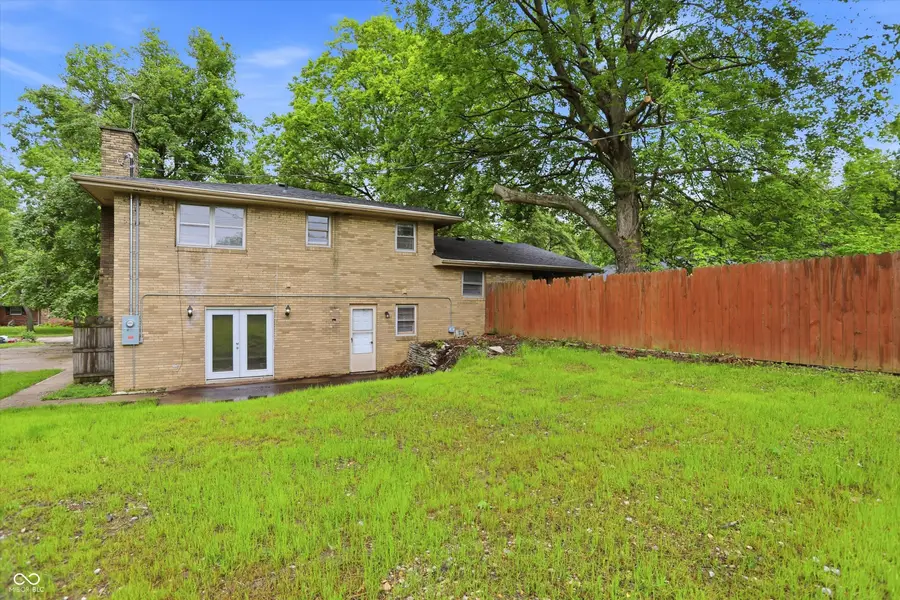 826 Yorkshire Road, Anderson, IN 46012 - #3