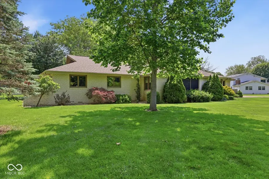 670 Brent Woods Drive, Shelbyville, IN 46176 - #3