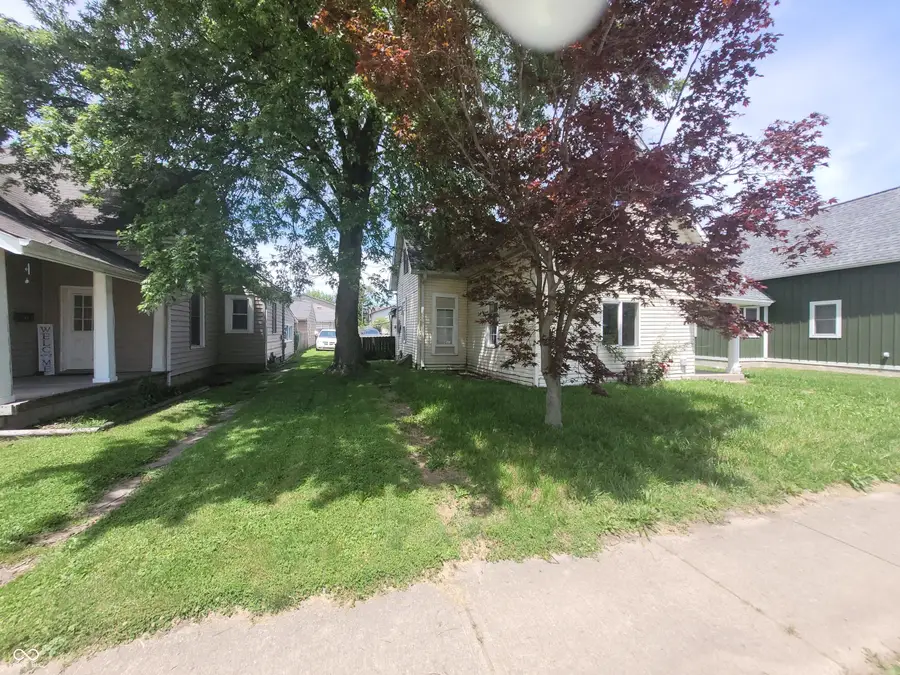932 W Main Street, Greenfield, IN 46140 - #3