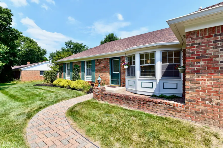 8340 Los Robles Road, Fishers, IN 46038 - #3