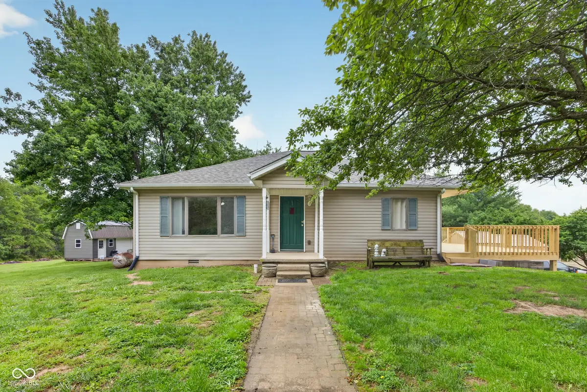 6806 N 500 W, Worthington, IN 47471 - #1