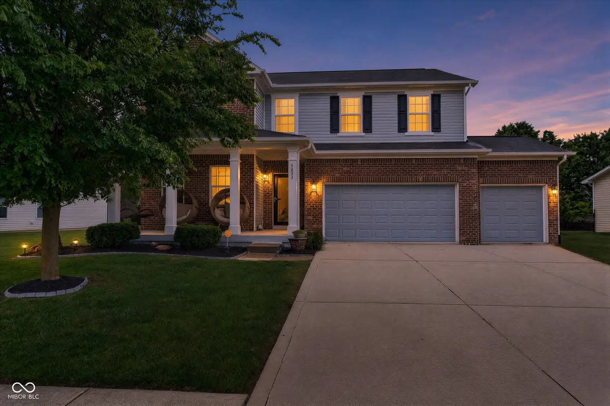 5855 W Commonview Drive, McCordsville, IN 46055 - #1