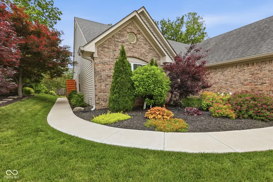 9555 Summer Ridge Place, Indianapolis, IN 46260 - #2