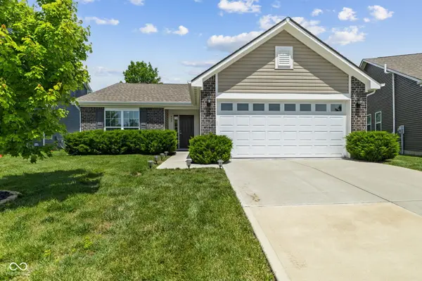 992 Cass Drive, Franklin, IN 46131