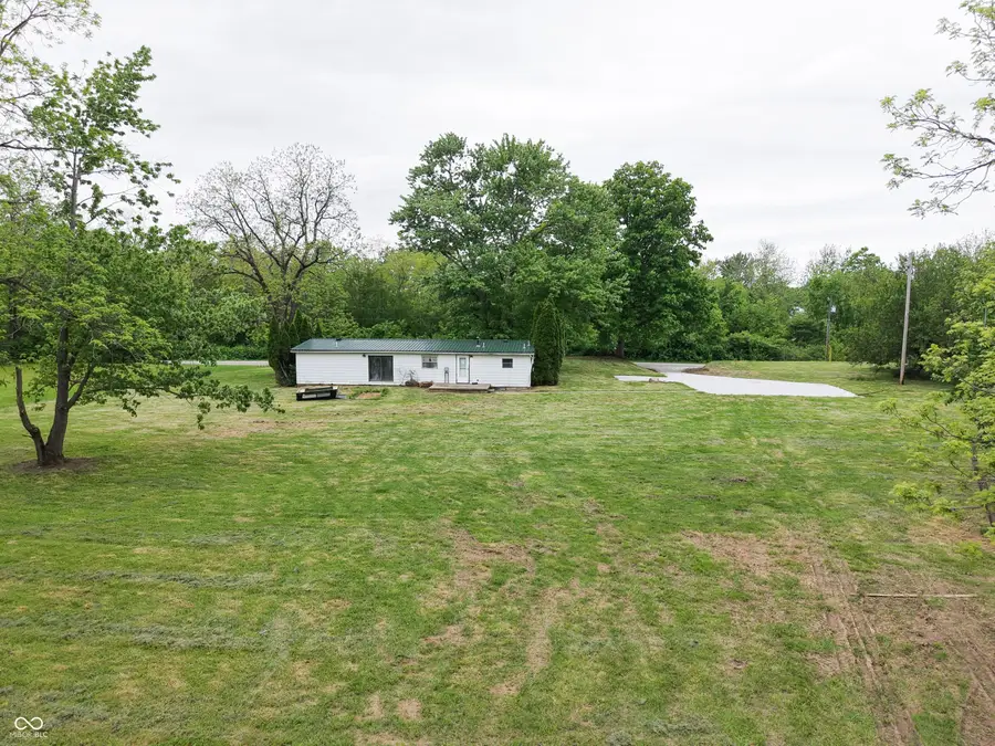 8117 S 500 E, Jonesboro, IN 46938 - #2
