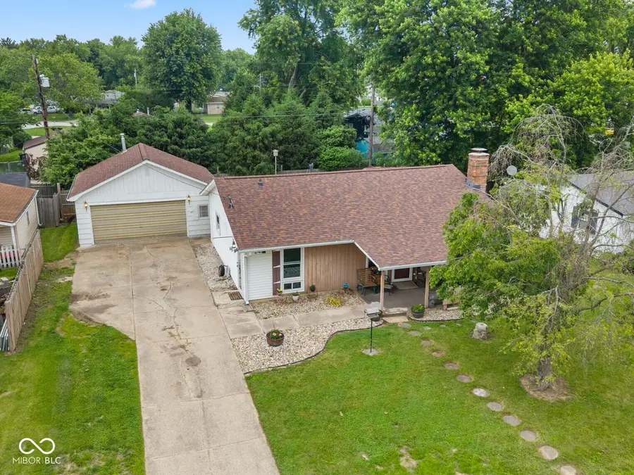 242 Hollybrook Drive, Whiteland, IN 46184 - #3