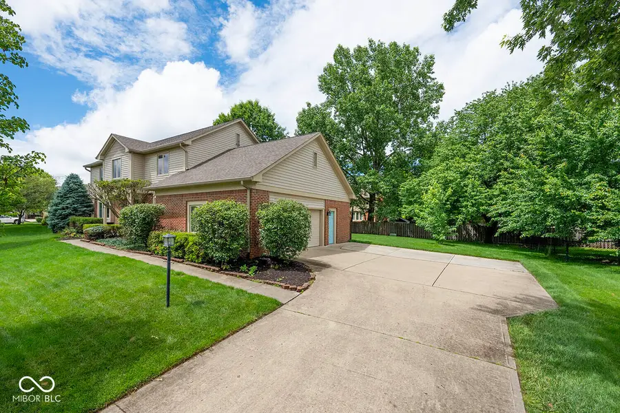 4826 Essex Court, Carmel, IN 46033 - #2