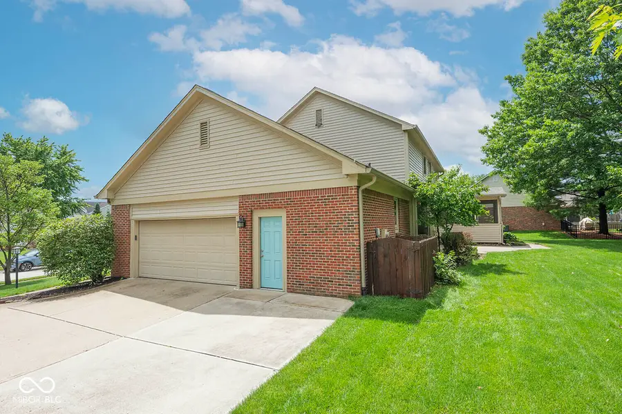 4826 Essex Court, Carmel, IN 46033 - #3