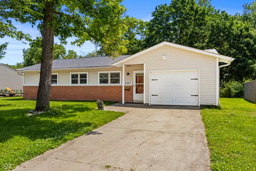 3067 Hawcreek Boulevard, Columbus, IN 47203 - #3