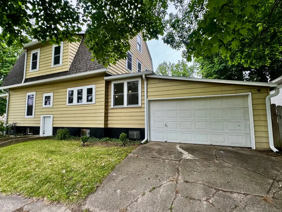 917 W Pike Street, Crawfordsville, IN 47933 - #3