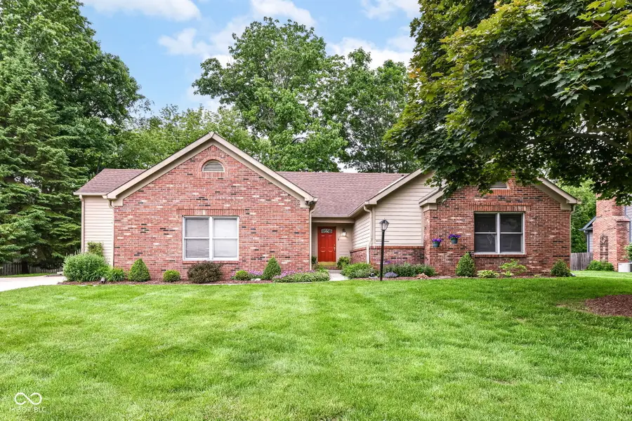 13764 Roswell Drive, Carmel, IN 46032 - #2