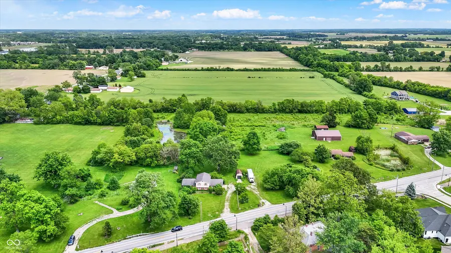 905 S Maple Street, Fortville, IN 46040 - #2
