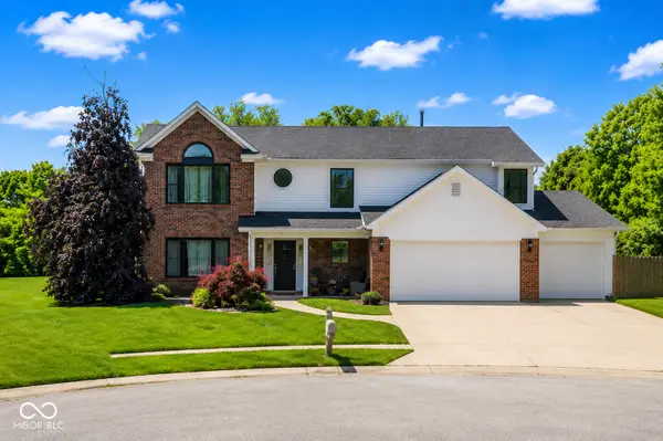 1237 Luce Creek Circle, Greenwood, IN 46142