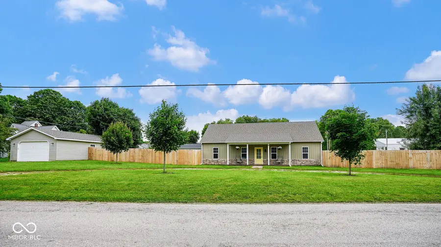 102 E 5th Street, Carthage, IN 46115 - #2
