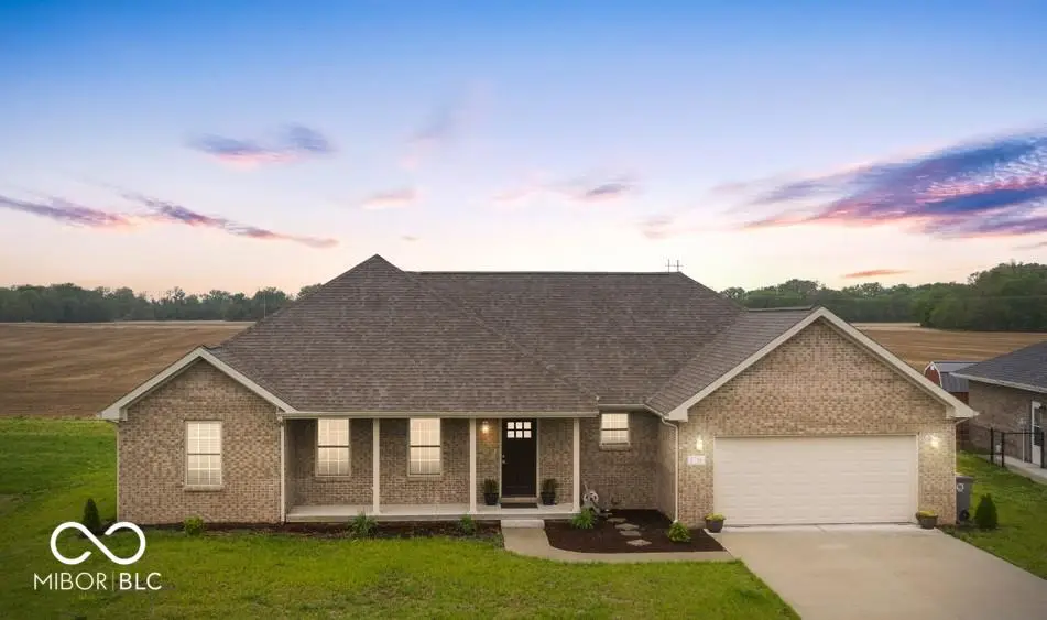 1756 Bell Ford Drive W, Seymour, IN 47274 - #1